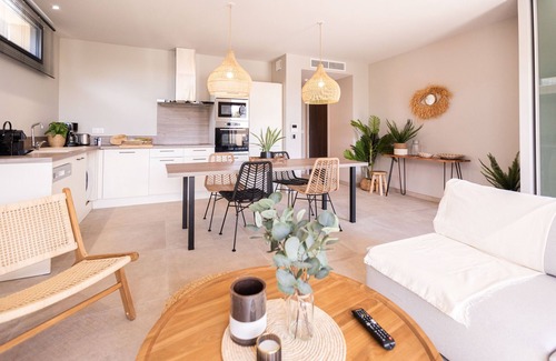 Les Issambres Apartment | Apartment 7: Cap Ferrat
