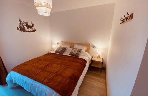 Saint-Jean-de-Maurienne Apartment | Apartment for 4 to 6 people with terrace