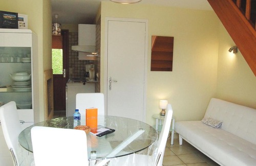 Saint-Jouan-des-Guerets Apartment | Apartment La Bisquine by Interhome