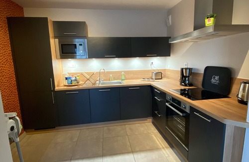 Saint-Quay-Portrieux Apartment | Apartment sea view & feet in the water