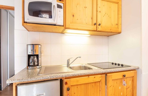 Saint-Sorlin-d'Arves Apartment | Apartment in Saint-Sorlin near Ski Resort