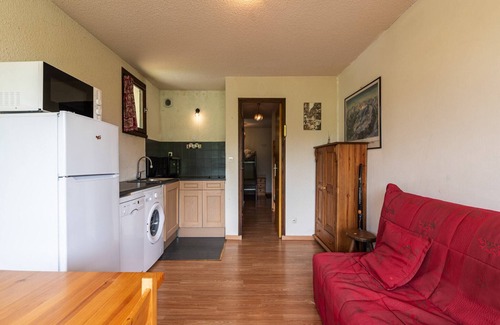 Saint-Sorlin-d'Arves Apartment | Apartment in Saint-Sorlin near Ski Resort