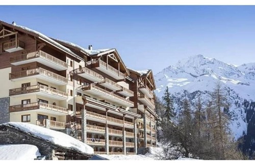 Sainte-Foy-Tarentaise Apartment | Apartment at the foot of the slopes