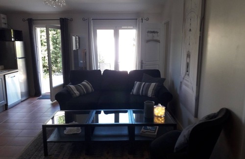 Six-Fours-les-Plages Apartment | Apartment Le petit Bouchou