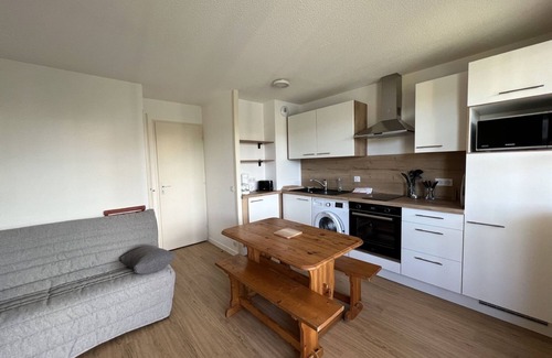 Bourgenay Apartment | Apartment 'Le Soleil' with Lake View, Shared Pool