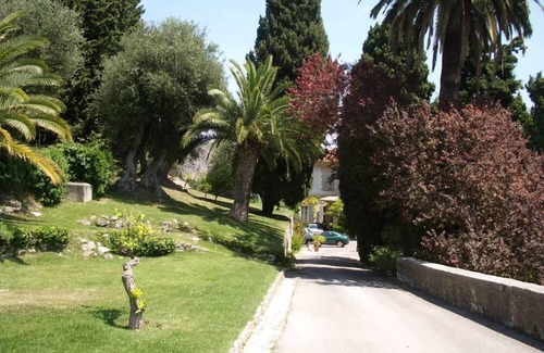 Villefranche-sur-Mer Apartment | Apartment with 2 terraces, incredible sea view in private domain