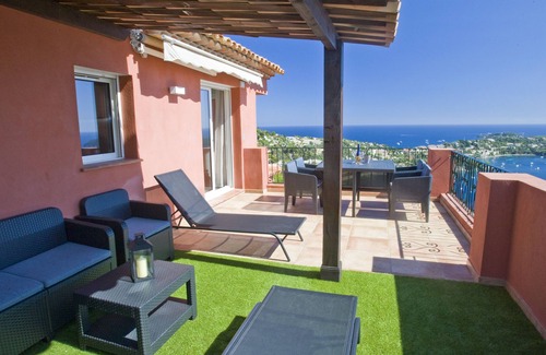 Villefranche-sur-Mer Apartment | Apartment Rooftop Villefranche-Sur-Mer