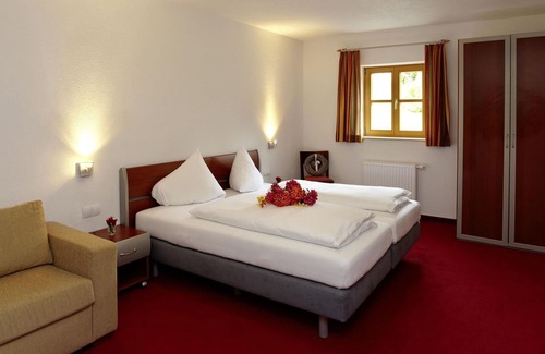 Berwang Apartment | Apartment Frauenschuh - Chalet zur Rose Frauenschuh und Zyklame