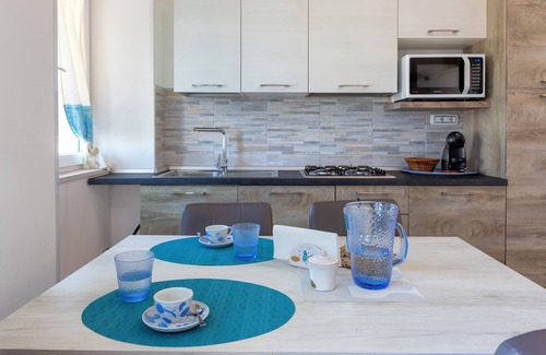 Pivarada Apartment | Apartment 'Fronte Porto' with Sea View, Wi-Fi and Air Conditioning