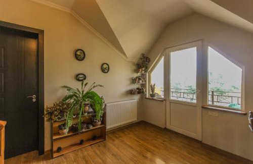 Tbilisi Apartment | Apartment Gardens 44