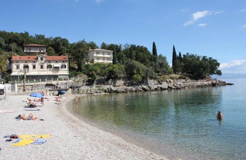 Ika Apartment | Apartment Gašparac - 30 meters from the beach