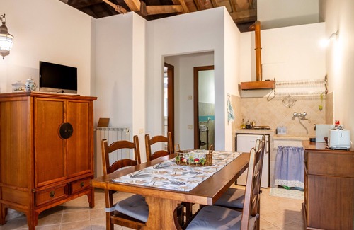 Grosseto Apartment | Apartment 'Gelsomini' with Private Garden, Wi-Fi and Air Conditioning