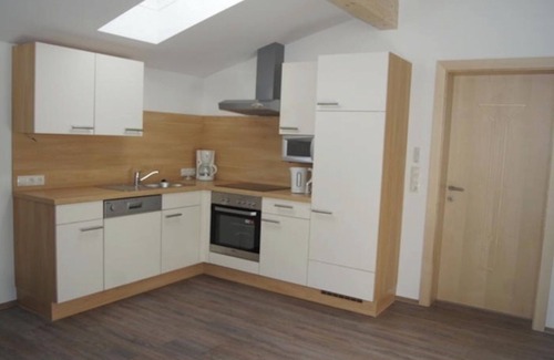 Stumm Apartment | Apartment "Gertis Top 2" with Mountain View, Wi-Fi & Balcony