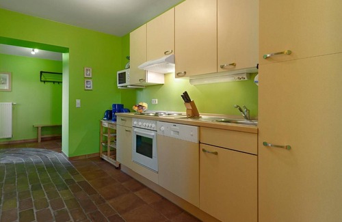 Lancken-Granitz Apartment | Apartment 'Gobbin Zaunkönig' with Sea View, Shared Terrace and Wi-Fi