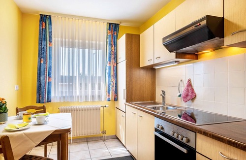 Bad Bellingen Apartment | Apartment 'Gramespacher' with Mountain View, Private Terrace and Wi-Fi