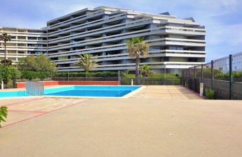 La Cote Radieuse Apartment | Apartment Grand Sud-14 by Interhome