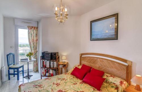 La Cote Radieuse Apartment | Apartment Grand Sud-16 by Interhome