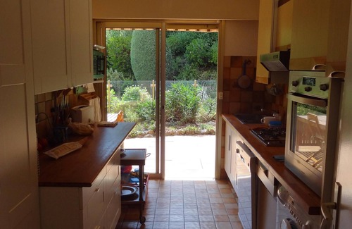 Grasse Apartment | Apartment Grasse (30 'Cannes and Nice), sea view, swimming pool, wifi
