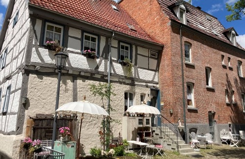 Muensingen Apartment | Apartment 'Grete' with Shared Terrace and Wi-Fi