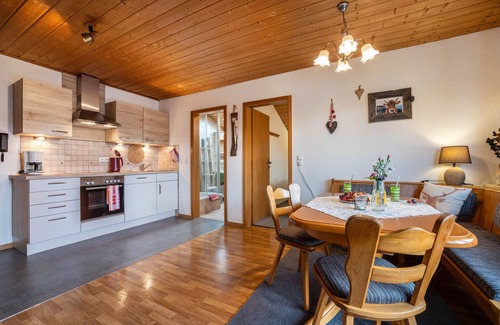 Wertach Apartment | Apartment 'Grünten' with Mountain View, Shared Garden and Wi-Fi