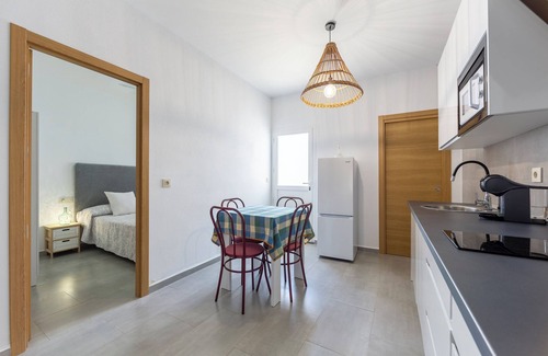 Fernan Perez Apartment | Apartment 'Habitaciones' with Mountain View, Wi-Fi and Air Conditioning