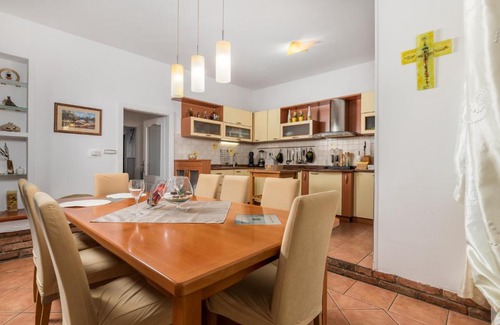 Kastav Apartment | Apartment Hanna