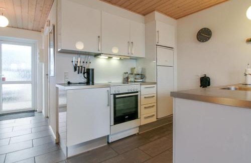Lokken Apartment | Apartment Hariett - 900m from the sea by Interhome