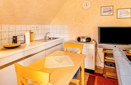 Nesse Apartment | Apartment 'Haus Birke' with Shared Terrace, Shared Garden and Balcony