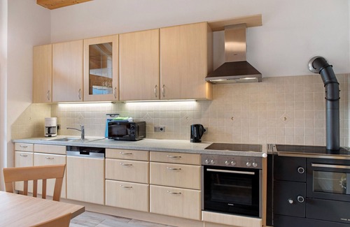 Uttendorf Apartment | Apartment 'Haus Brugger' with Mountain View, Shared Garden and Wi-Fi