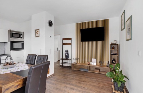 Heringhausen Apartment | Apartment 'Haus Elena' with Mountain View, Private Terrace and Wi-Fi