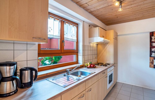 Schoemberg Apartment | Apartment 'Haus Erlenmaier' with Shared Garden and Wi-Fi