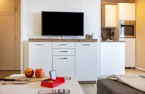 Heiligenhafen Apartment | Apartment 'Haus O-5-2' with Sea View, Balcony and Wi-Fi