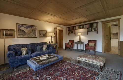 Klosters Platz Apartment | Apartment 'Haus Sponda' with Balcony and Wi-Fi
