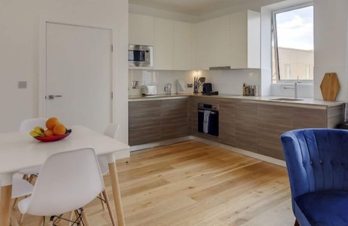 London Borough of Hounslow Apartment | Apartment Heathrow Central House in London Heathrow - 2 persons, 1 bedrooms