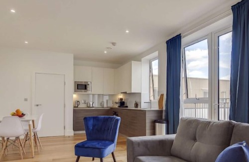 London Borough of Hounslow Apartment | Apartment Heathrow Central House in London Heathrow - 2 persons, 1 bedrooms