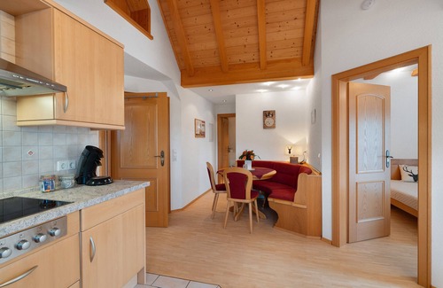Sasbachwalden Apartment | Apartment 'Heimatliebe, 51 Qm' with Shared Terrace, Shared Garden and Wi-Fi