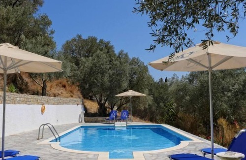 Kerveli Apartment | Apartment Hermes in Samos Town - 3 persons, 1 bedrooms