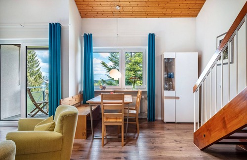 Schoenwald Apartment | Apartment 'Himmelblau' with Pool Sauna