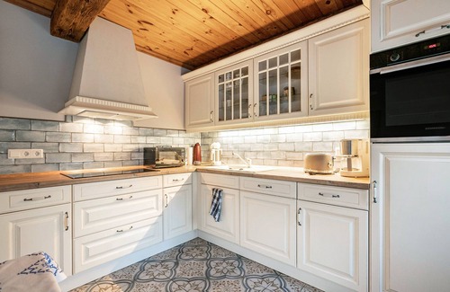 Bohmstedt Apartment | Apartment 'Hof Diederichs' with Private Terrace, Private Garden and Wi-Fi