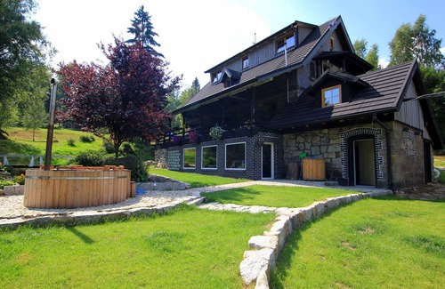 Szklarska Poreba House | Apartment house at BACH in Szklarska Poreba with sauna, Russian banja