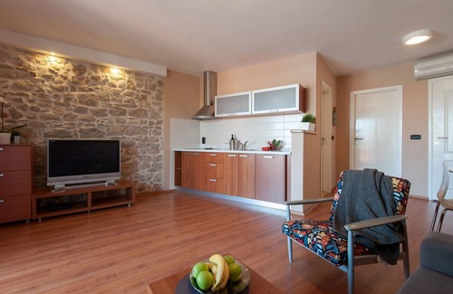 Poljana Apartment | Apartments Ivan (104411-A1) - Poljana - island Ugljan