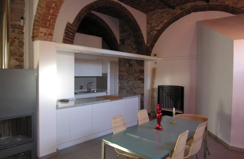 Donoratico House | Apartment in Farmhouse