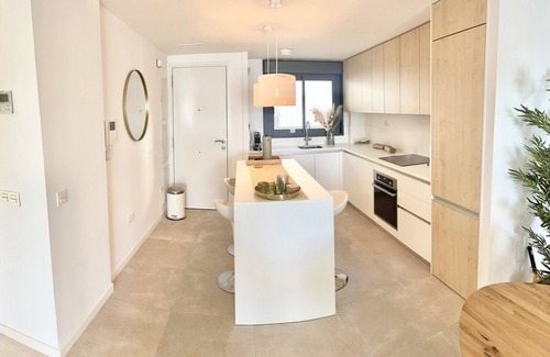 Almunecar Apartment | Apartment 'Icon Marina B' with Sea View, Wi-Fi and Air Conditioning