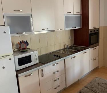 Podmaine Apartment | Apartment IDA
