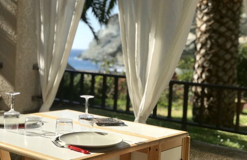 Albo Apartment | Apartment ideally located facing the sea