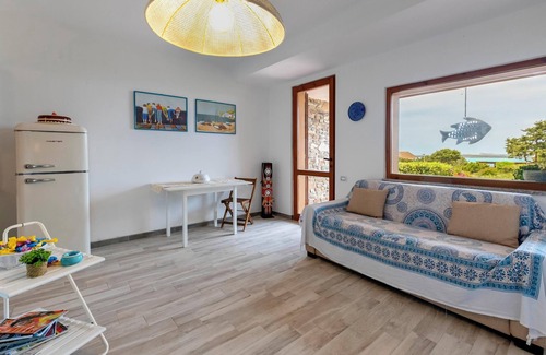Stintino Apartment | Apartment 'Il Pesce Innamorato - Stintino' with Sea View and Private Terrace