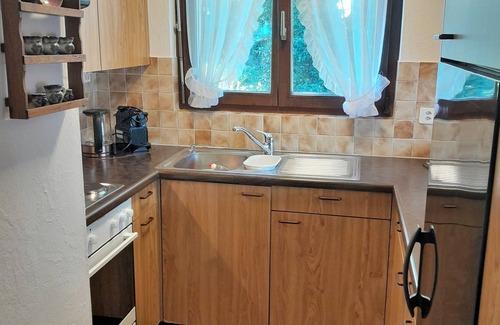 Muralto Apartment | Apartment in a well maintained residence in a central location with indoor pool