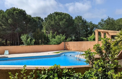 Plage d'Argeles Apartment | Apartment in a pine park with swimming pool - C3