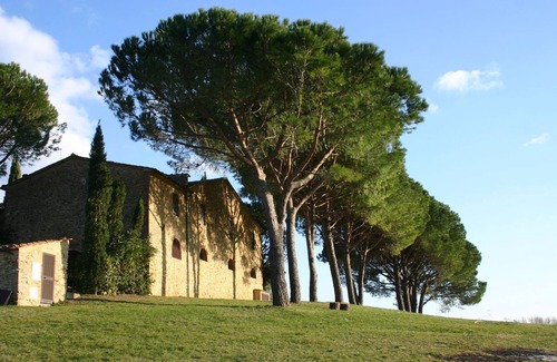Casale Marittimo House | Apartment in a country house in the hills overlooking the sea with a large park and swimming pool