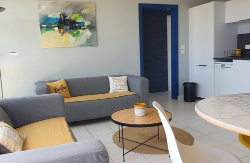 Leucate Apartment | Apartment in a naturist residence with sea view